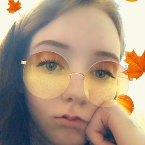 Meet your Posher, Gwendolyn